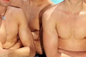 Mis amigos la tienen muy dura